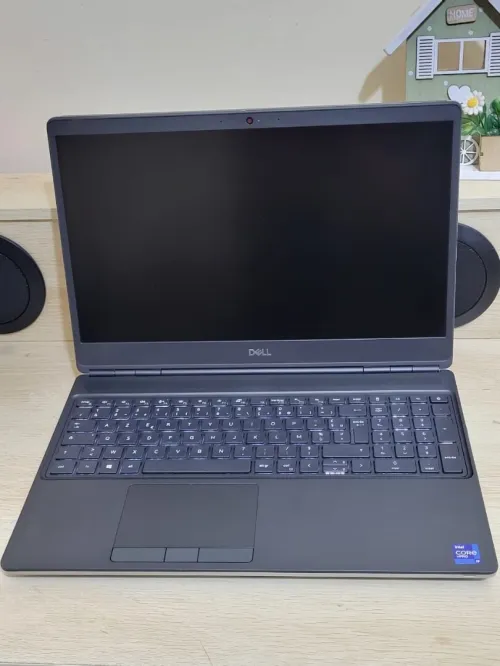 DELL PRECISION 7560 | i9-11950H | RTX A2000 4GB | 64B RAM | 2TB NVMe SSD | WORKSTATION