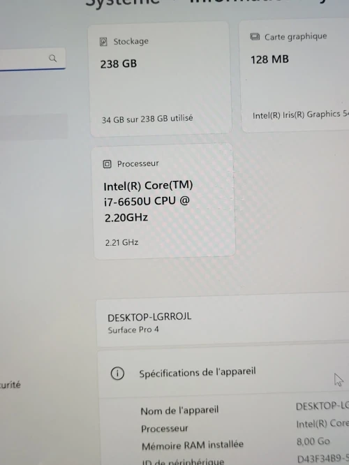 Microsoft Surface Pro 4 | INTEL CORE i7 6650U | 8GB RAM | 256 SSD | INTEL IRIS GRAPHICS
