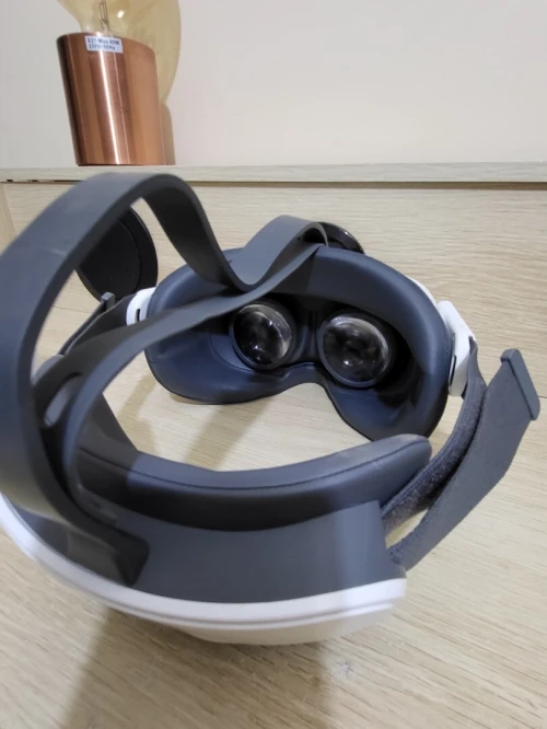 Casque Neo 3 Lunettes VR tout-en-un Jeu de réalité virtuelle qualité d'image 4K UHD Sans fil 256GB