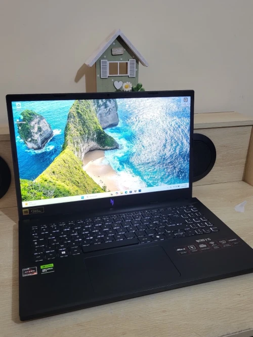 GAMING Acer Nitro V15 15.6 165Hz | RYZEN 5 7535HS | RTX 4050 6GB | 16GB RAM | 512GB M2 SSD |