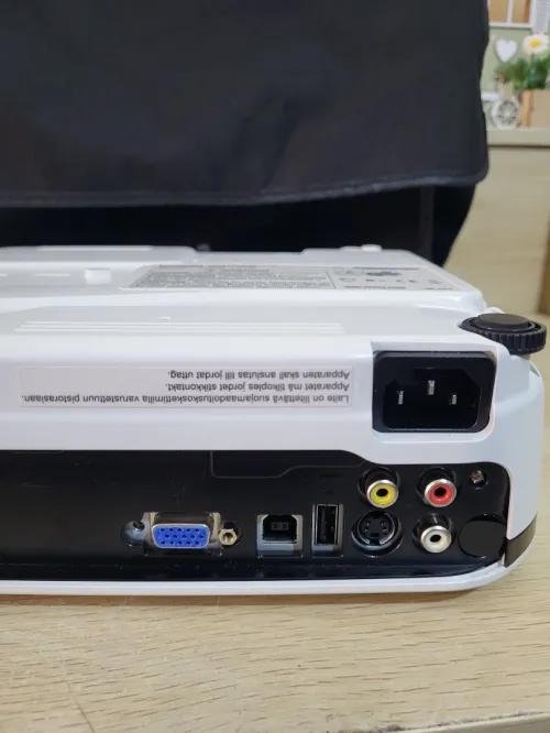 Epson EB-W12 Vidéoprojecteur professionnel WXGA LCD 16:10 1280x800 couleur de 2800 lumens