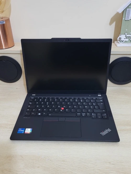 LENOVO THINKPAD X13 4 GEN FHD + TACTILE | CORE i5-1335U | 512GB NVME SSD | 16GB RAM | INTEL IRIS XE GRAPHICS