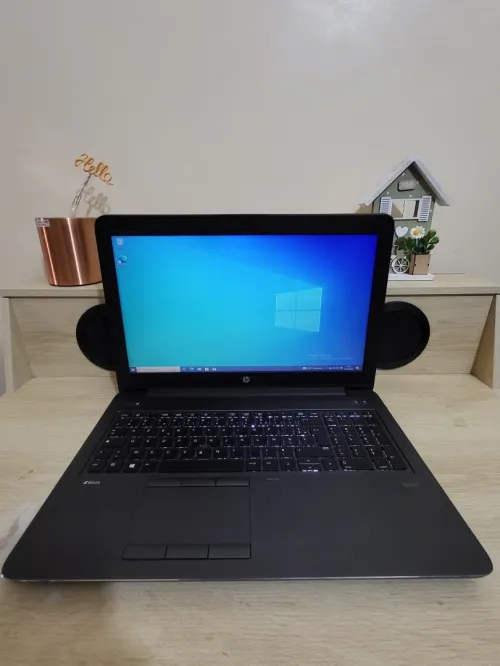 HP ZBook 15 G3 | CORE i7-6800HQ | 16GB RAM | 512GB NVMe SSD | NVIDIA Quadro M1000M 2GB | WORKSATION