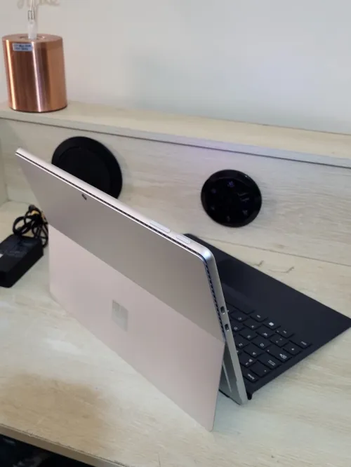 AI Microsoft Surface Pro 11 Copilot+ | OLED 2.8K 13" Tactile 120 Hz | INTEL CORE Ultra 5 236V | 16GB RAM | 256GB RAM | Arc Graphics 130V 8GB | Platine Tablette | Hybride 2-en-1