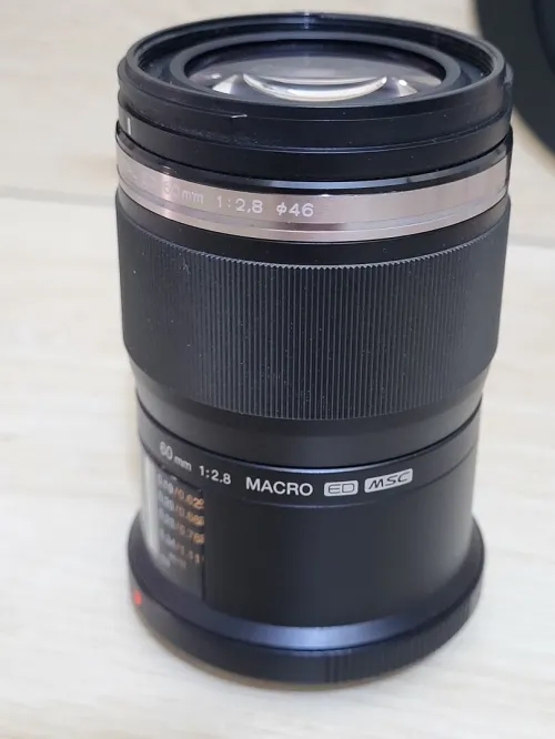 Objectif Olympus M. Zuiko Digital ED 60 mm f/2.8 Macro