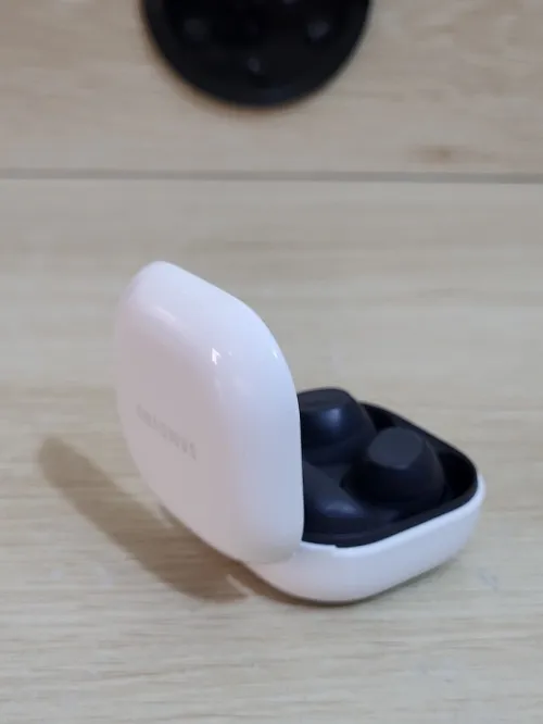 Ecouteurs sans fil Samsung Galaxy Buds FE True wireless à réduction de bruit active Couleur Graphite