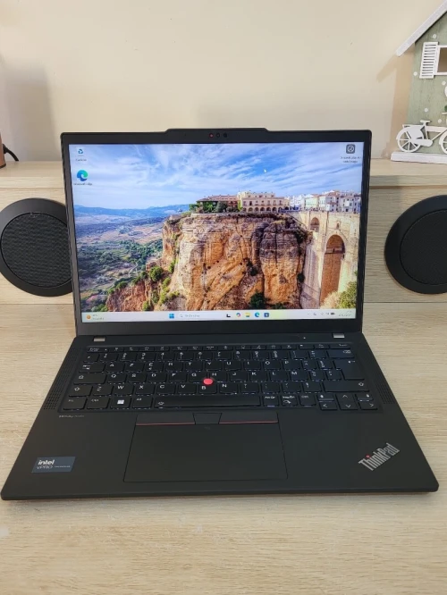 ThinkPad X13 13.3'' FHD + | CORE ULTRA 5 135U | 32GB RAM | 512GB SSD | INTEL GRAPHICS