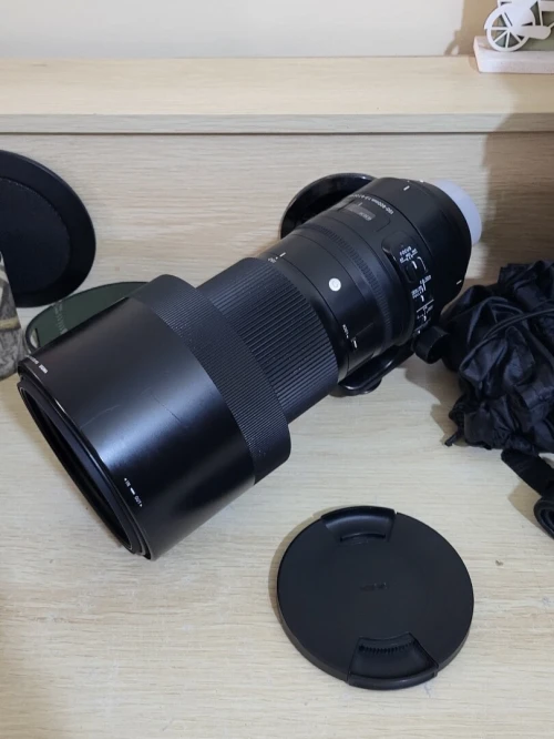Sigma Téléobjectif 150-600mm F5-6.3 DG OS HSM Contemporary | Monture Nikon | pour la captation à distance et l'événement | Rendu pro
