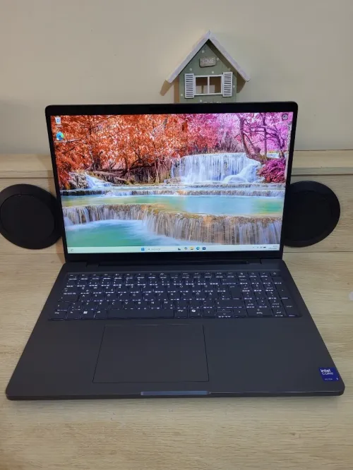 Dell Pro Max 16 | CORE Ultra 5 235H | INTEL Arc Pro 140T GPU 16GB | 32GB RAM | 1TB NVMe