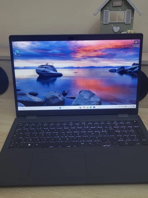 DELL LATITUDE 3540 2024 15.6 FHD | CORE i5 1235U | 8GB RAM | 512GB M2 SSD