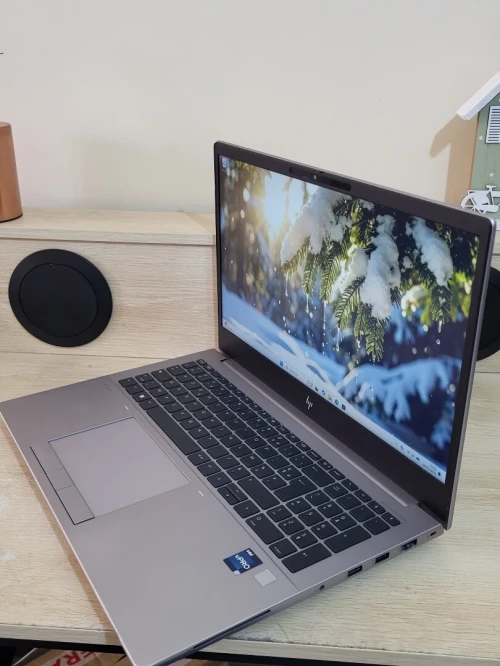 HP ZBook Fury G10 | CORE i7-13850HX | NVIDIA RTX A1000 4GB | 32GB RAM | 1To NVMe SSD | MOBILE WORKSTATION