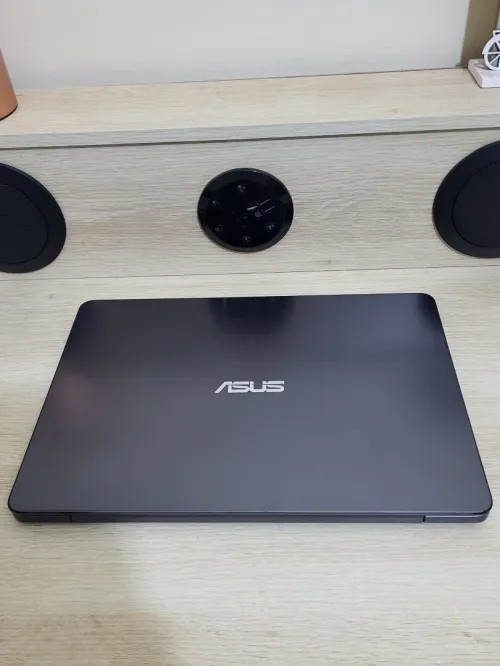 ASUS UX430U | CORE i7-8550H | NVIDIA GeForce MX150 2GB | 16GB RAM | 512GB NVMe SSD