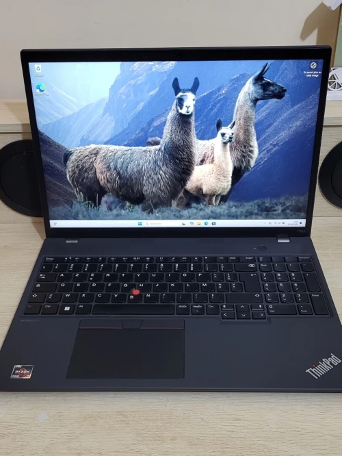 LENOVO THINKPAD P16S GEN 2 | RYZEN 7 PRO 7840U w| 32GB RAM | 512GB SSD | RADEON 780M GRAPHICS 4GB
