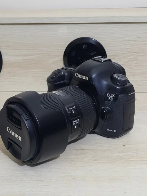 Canon 5D Mark III | full-frame DSLR 22Mpx | VIDEO 4K | + Canon Objectif EF 24-105mm f/4L IS II USM