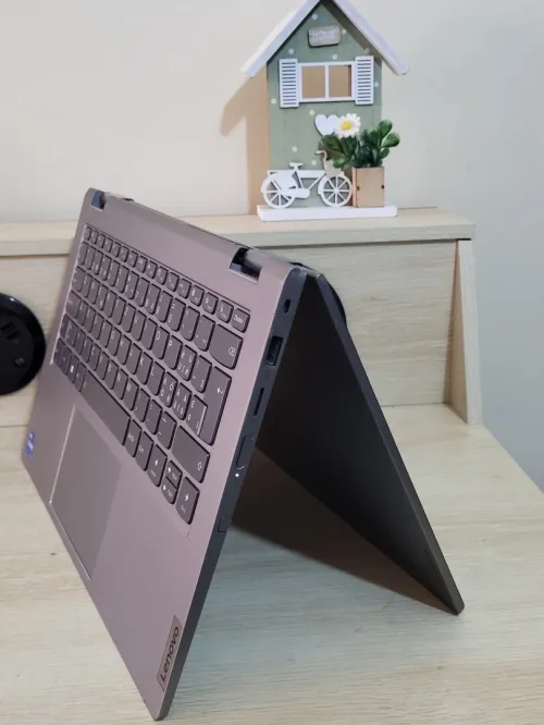 ThinkBook Yoga X360 TACTILE | CORE i7 1355U | 16GB RAM | 512GB SSD | INTEL IRIS Xe GRAPHICS