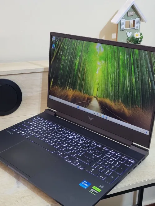 GAMING HP VICTUS 15.6 144Hz | INTEL CORE i5-12500H | RTX 4050 6GB | 16GB RAM | 512GB M2 SSD