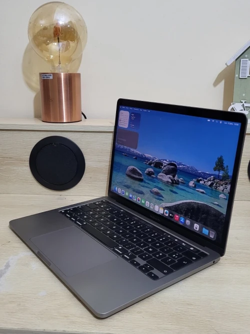 MacBook Pro M1 Gris Sideral | CPU M1 8C | 8GB RAM | 512GB SSD | COMPTAGE CYCLES 127 | MDM BYPASSED