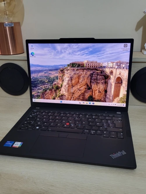 LENOVO THINKPAD X13 4 GEN FHD + TACTILE | CORE i5-1335U | 512GB NVME SSD | 16GB RAM | INTEL IRIS XE GRAPHICS