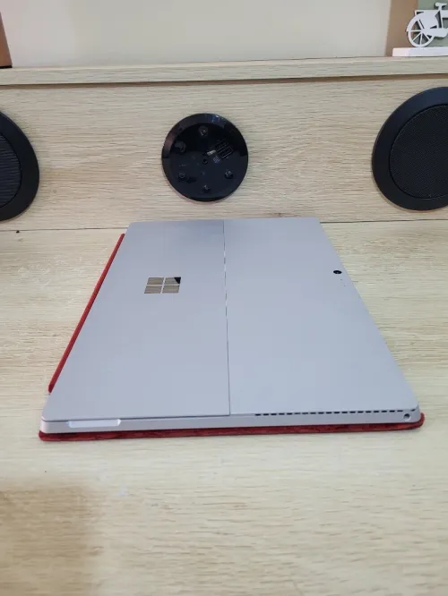 Microsoft Surface Pro 4 | INTEL CORE i7 6650U | 8GB RAM | 256 SSD | INTEL IRIS GRAPHICS