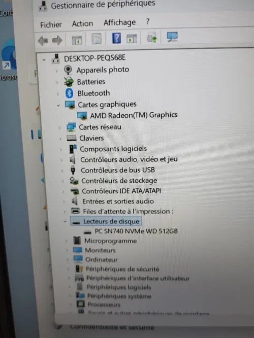 DELL VOSTRO 15.6'' FHD | RYZEN 5 5500U | 8GB RAM | 512GB SSD | AMD RADEON GRAPHICS