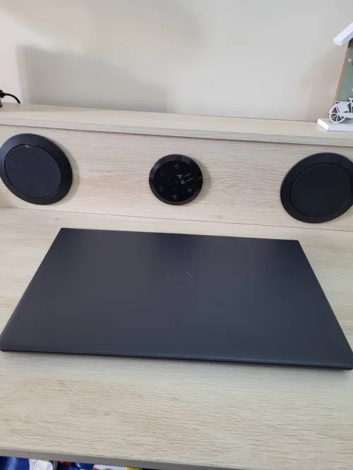 DELL VOSTRO 15.6'' FHD | RYZEN 5 5500U | 8GB RAM | 512GB SSD | AMD RADEON GRAPHICS 