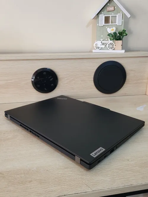 ThinkPad X13 13.3'' FHD + | CORE ULTRA 5 135U | 32GB RAM | 512GB SSD | INTEL GRAPHICS