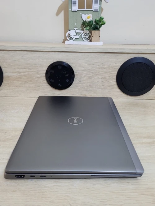 DELL LATITUDE 7450 | CORE ULTRA 7 165U | 32GB RAM | 512GB NVMe SSD | INTEL ARC GRAPHICS