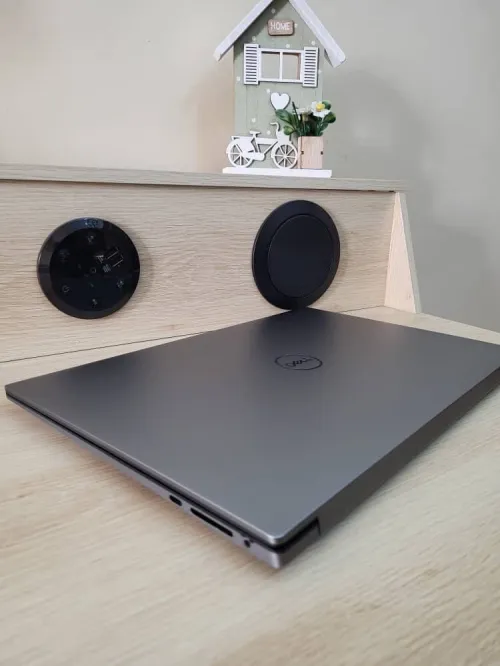 DELL PRECISION 5680 | OLED Tactile 4K | CORE i7-13800H | RTX 2000 ADA 8GB | 1To SSD | 64GB RAM