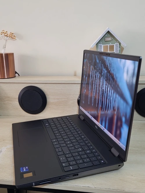 DELL PRECISION 7680 | CORE i9-13950HX | NVIDIA RTX 3500 ADA GENERATION 12GB GDDR6 | 64GB RAM | 1TB NVMe SSD | 2025