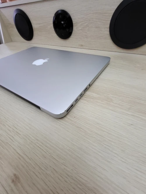 MACBOOK PRO RETINA 2015 13'' INTEL CORE i5 @2.70GHz Double Cœur - 8GB RAM - 128GB SSD