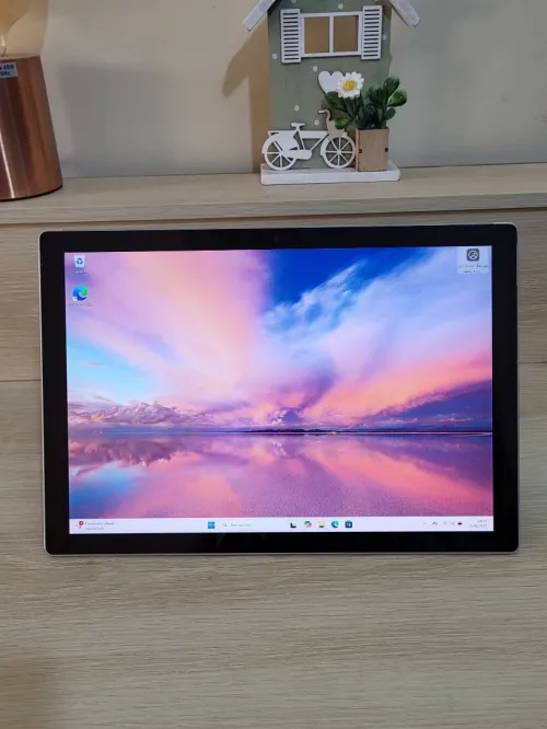 Microsoft Surface Pro 7 INTEL CORE i5 1035G4 - 8GB RAM - 128 NVMe SSD