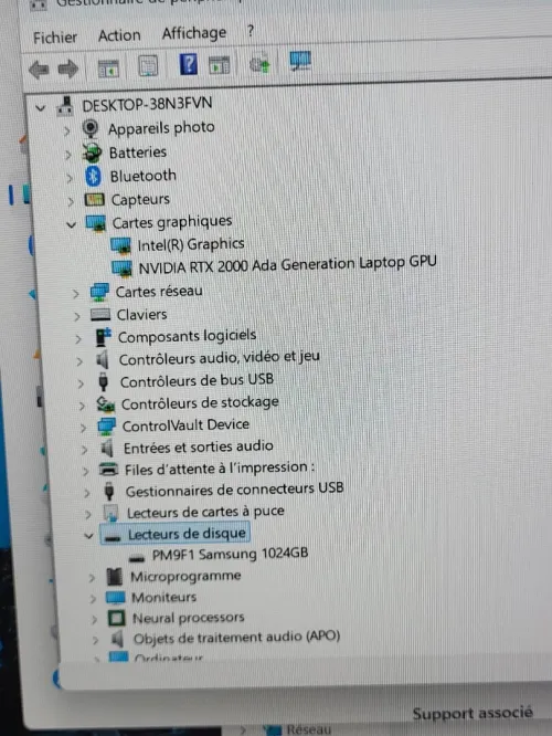 DELL PRECISION 3591 | CORE Ultra 7 165H | NVIDIA RTX 2000 ADA GEN 8GB | 1To NVMe SSD | 32GB RAM | WORKSTATION
