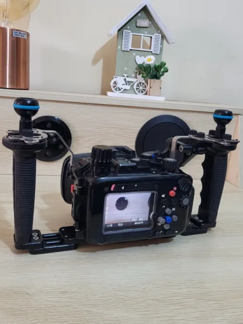 Caisson Sous-marin étanche Nauticam RX100 VII / 7 pack pro + Sony RX100 VII vidéos UHD 4K 30/24
