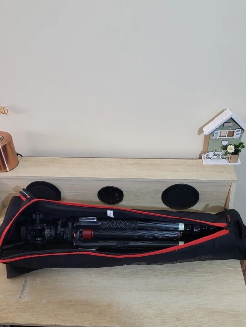 Manfrotto Trépied en fibre de carbone/magnésium 190CXPRO4 Trépied à 4 sections + Acratech Tête panoramique et inclinable avec QR, capacité de charge de 25 lb
