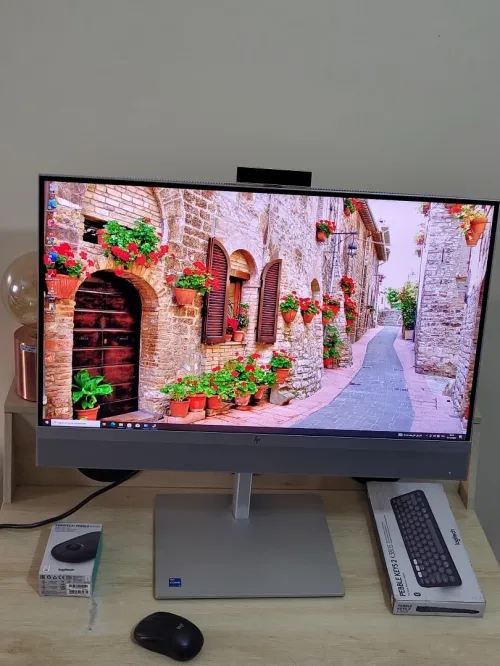 HP G9 27'' QHD | CORE i7 | RTX 3050 Ti 4GB | 64GB RAM | 512GB NVME SSD | WORKSTATION