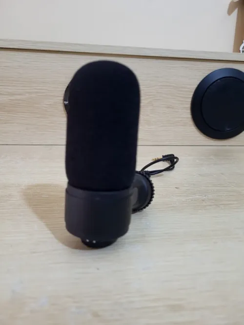 Microphone stéréo Nikon ME-1 pour appareil photo reflex numérique muni d'une prise jack stéréo