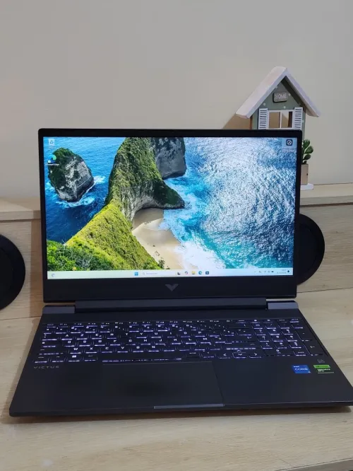 GAMING HP VICTUS 15.6 144Hz | INTEL CORE i5-12500H | RTX 4050 6GB | 16GB RAM | 512GB M2 SSD
