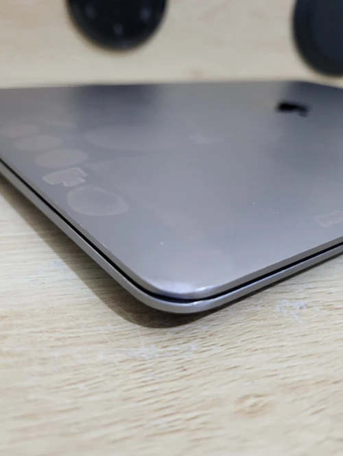 MacBook Air M1 2020 Gris Sideral - CPU M1 8C - 8GB RAM - 256GB SSD