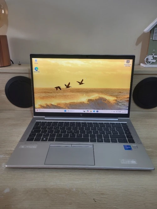 HP EliteBook 840 G8 | vPRO CORE i5 1135G7 | 16GB RAM | 256GB SSD | INTEL IRIS XE GRAPHICS