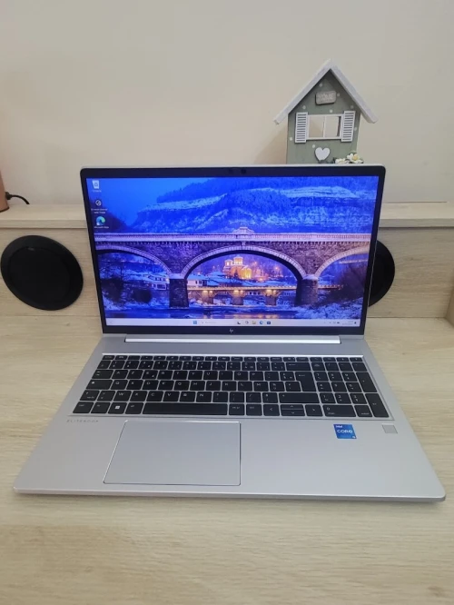 HP EliteBook 650 G10 15.6'' | INTEL 13EME GEN I5 1345U | 16GB RAM | 512GB NVMe SSD | UHD GRAPHICS