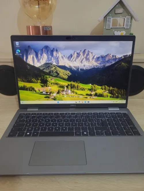 DELL LATITUDE 5550 | INTEL CORE ULTRA 5 135U | 16GB RAM | 512GB SSD | INTEL ARC GRAPHICS