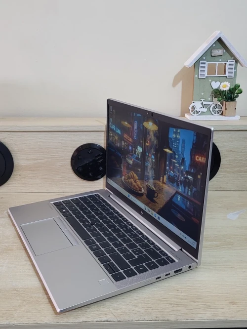 HP EliteBook 840 G8 | INTEL CORE i5 1145G7 | 16GB RAM | 512GB NVMe SSD | INTEL IRIS XE GRAPHICS
