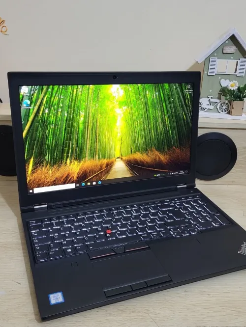THINKPAD P51 | CORE i7 6820HQ | NVIDIA QUADRO M2200 4GB | 16GB RAM | 512 NVME SSD | Workstation