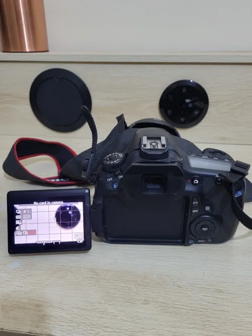 Canon EOS 60D Appareil photo Reflex 18 Mpix CMOS APS-C + Sigma EX 17-50mm - f/2.8 DC OS HSM 