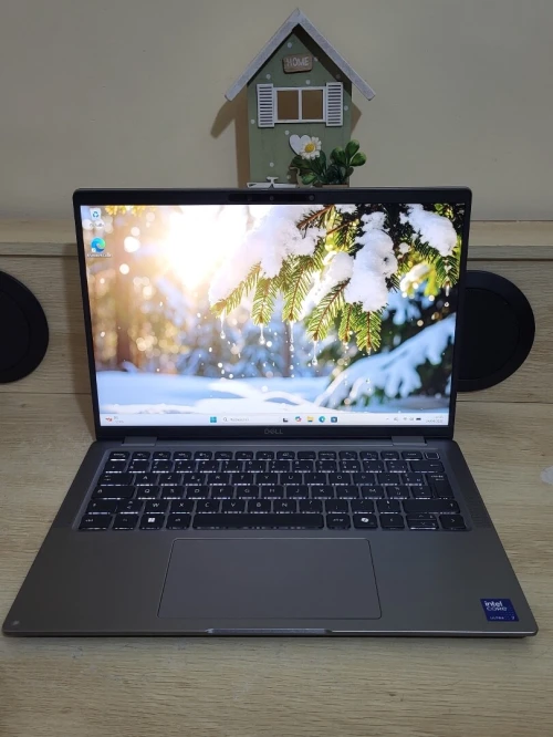 DELL LATITUDE 7450 | CORE ULTRA 7 165U | 32GB RAM | 512GB NVMe SSD | INTEL ARC GRAPHICS