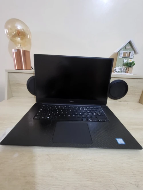 DELL PRECISION 5530 | CORE i7-8850H | NVIDIA Quadro P1000 4GB | 32GB RAM | 512GB NVMe | WORKSTATION