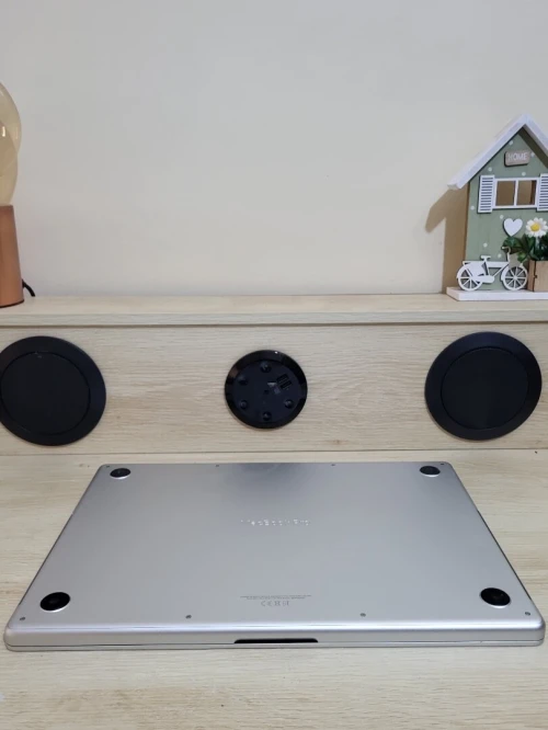 MacBook Pro M1 Max 2021 | 16'' CPU 10 GPU 24 | 32GB RAM | 1TB SSD | CYCLES 79