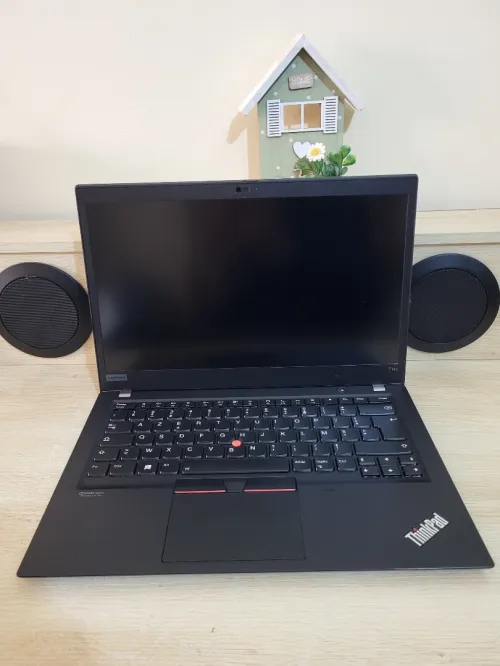 THINKPAD T14S | AMD RYZEN 7 PRO 4750U | 16GB RAM | 512GB SSD NVME | AMD RADEON GRAPHICS