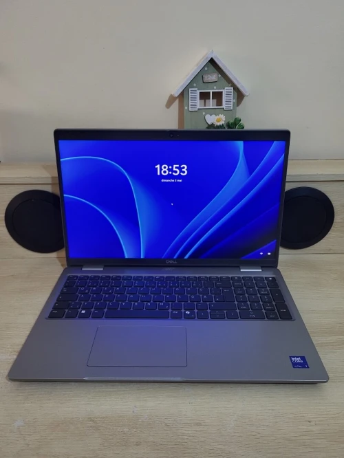 DELL PRECISION 3591 | CORE Ultra 7-155H | RTX 1000 ADA 6GB | 1TB NVMe SSD | 32GB RAM | MOBILE WORKSTATION | Mobile Station de travail