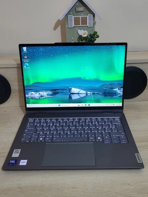 IA ThinkBook 14 2-in-1 X360 Convertible TACTLE | CORE ULTRA i5 125U | 16GB RAM | 512GB NVMe | INTEL GRAPHICS